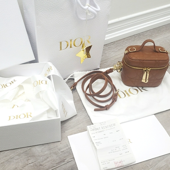 ****SOLD*******100% Authentic Micro Lady Dior Cannage vanity case brown leather - Picture 1 of 7